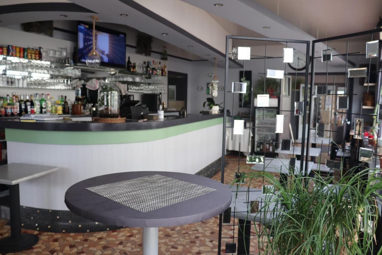 Le Risle - Hotel Montfort-sur-Risle المظهر الخارجي الصورة